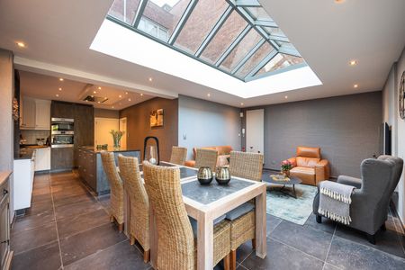 HANDELSRUIMTE MET RUIME WOONST - Foto 2