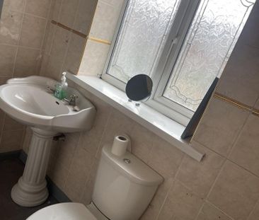 3 bedroom house to rent - Photo 3