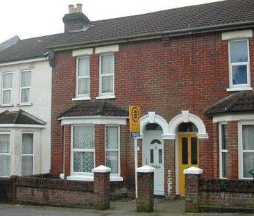 Brickfield Road, SO17 - Photo 1