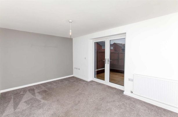 2 bedroom semi-detached house to rent - Photo 1