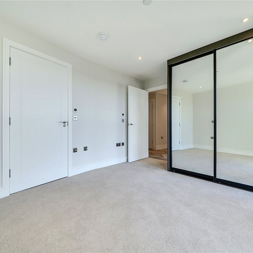Cockfosters Road, EN4, Barnet - Photo 1