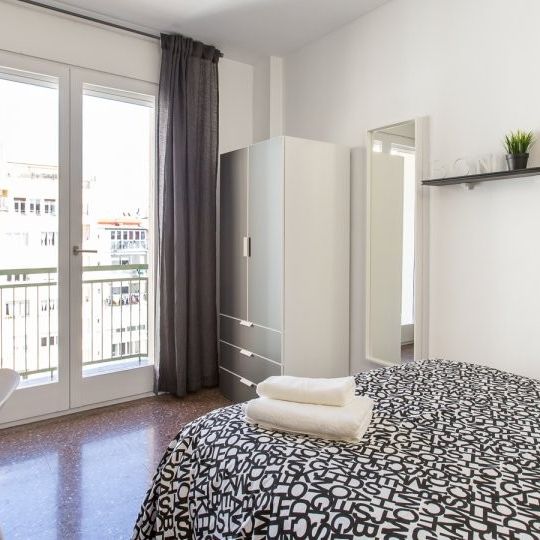 barcelona, Catalonia 08010 - Photo 1