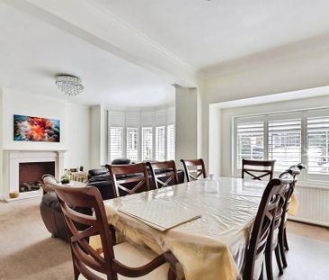 4 bedroom semi-detached house to rent - Photo 4