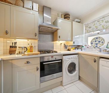 2 bedroom terraced house to rent - Photo 3