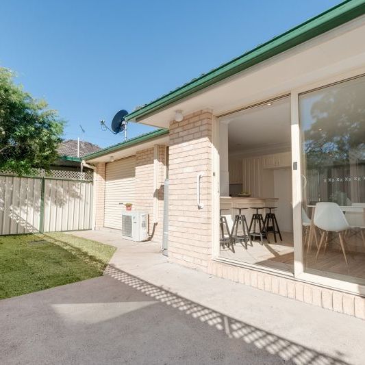 Small Complex - Conveniently Located - Photo 1