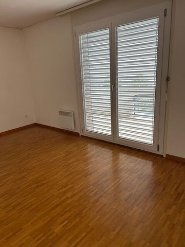 APPARTEMENT RENOVE DE 4½ PIÈCES AVEC VUE DEGAGEE - Photo 5
