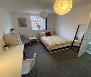 6 bedroom apartment to rent - Photo 5