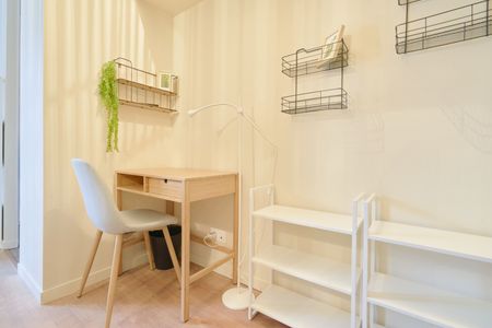 CERES R Roommate 3 Bedrooms at Reims - Photo 2
