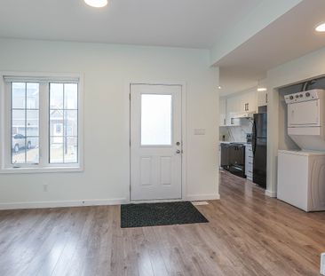 For Lease - 41 Waterleaf Trail, Welland, Ontario - Photo 3