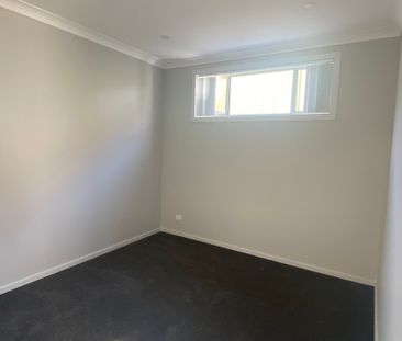 77 A Golden Wattle Dr Ulladulla $675 p/w RIGHT SIDE OF DUPLEX STILL... - Photo 4