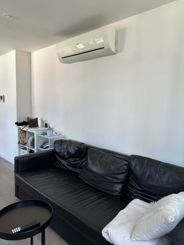 West Melbourne - Photo 3