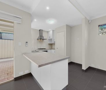 Contemporary Living, Top Location - Photo 5