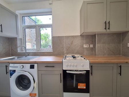 Marsala Road, London SE13 - Photo 4