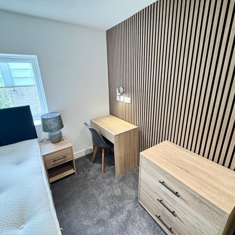 5 bedroom house share to rent - Photo 1