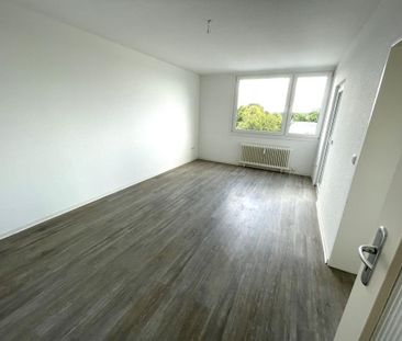 Gemütliche Etagenwohnung mit 3 Zimmern und Klick-Vinyl in Wolfsburg - Photo 1
