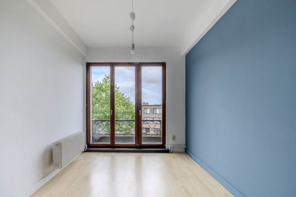 Gerenoveerd appartement met 2 spkr, bureel + terras – Lier - Photo 1