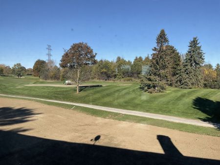 For Lease - 124 Squire Drive Unit# A, Ajax, Ontario - Photo 4