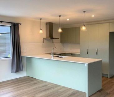 Stylish Living in Central Blenheim - Photo 6