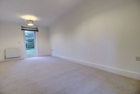 2 bedroom flat to rent, - Photo 2