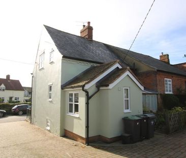 2 bedroom end of terrace house to rent - Photo 1