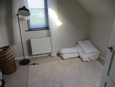 3 bedroom detached house to rent - Photo 3