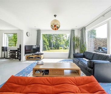 Broom Park, Teddington, TW11 - Photo 6