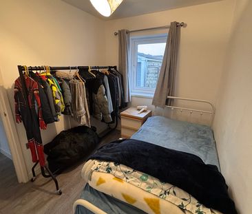 2 Bed Bungalow, Belroyal Lane, BS4 - Photo 6