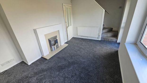 3 bed Semi-Detached - To Let - Photo 1