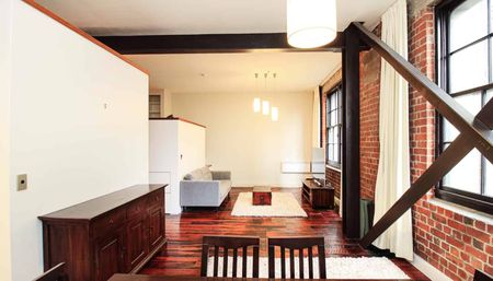 New York Style Studio Apartment Living - City Central - Photo 4