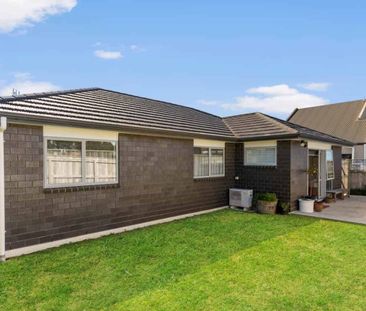 Spacious 3 Bedroom Home in the Heart of Pukekohe - Photo 4