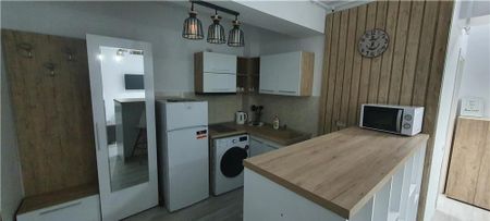 Inchiriez apartament mamaia zona iaki - Photo 4