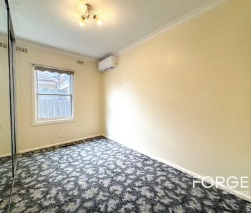 Charming Family Home in a Prized Parkdale Pocket | 650sqm North-Fac... - Photo 1