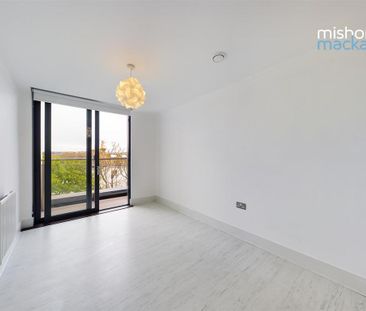 2 bedroom penthouse to rent - Photo 1