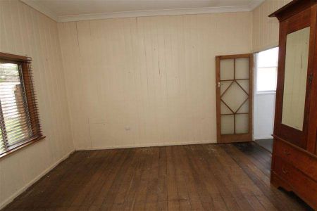 Rental available now - Photo 4