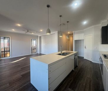 Exceptional Family Living in a Prime Location! - Photo 5