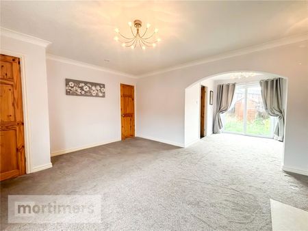 New Wellington Close, 7, Blackburn, BB2 4HJ, Lancashire - Photo 2