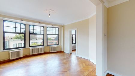 BERCHEM - ruim authentiek appartement met terras - Foto 4