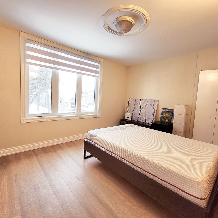 For Lease - 309 Oakwood Avenue, Toronto, Ontario - Photo 1