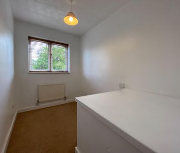 Haydock Close, Stratford-upon-Avon - Photo 3