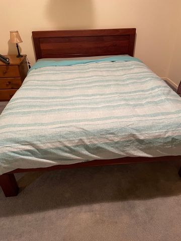 Cranbourne East - Photo 5