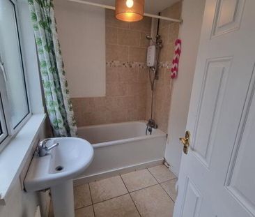 33 Grattan Street, Lurgan, BT67 9AS - Photo 2