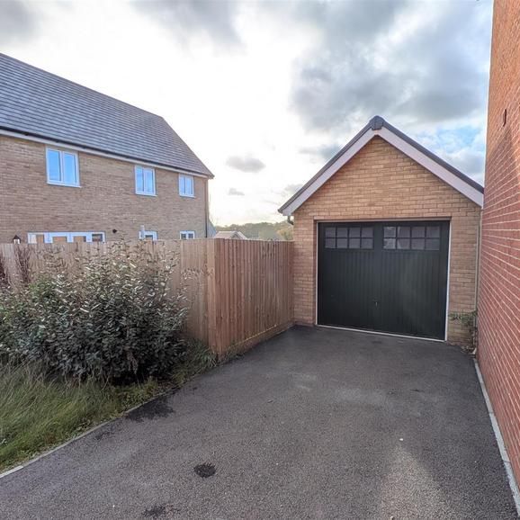 3 bedroom detached house to rent - Photo 1