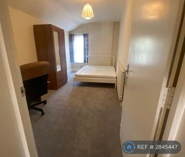 4 bedroom terraced house to rent - Photo 5