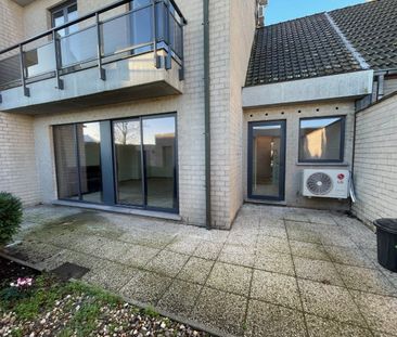 Gelijkvloersappartement met 2 slpks, privé tuintje én ruime garage - Foto 3