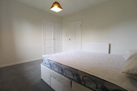 Mastrick Road, Aberdeen, AB16 - Photo 4