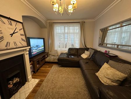 2 bedroom terraced house to rent - Photo 3