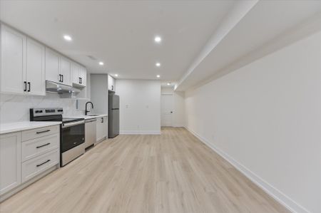 For Lease - 91 Hogarth Avenue Unit# Lower, Toronto, Ontario - Photo 3