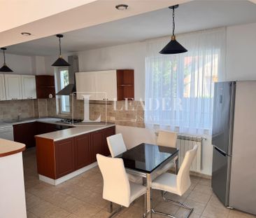 Premium Villa with Private Pool & Garden – Iancu Nicolae - Photo 6