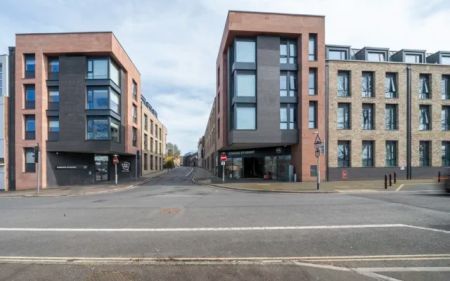 Gold Studio - Photo 3