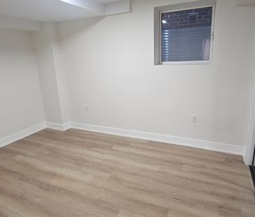 For Lease - 281 Blue Dasher Boulevard, Bradford West Gwillimbury, O... - Photo 2